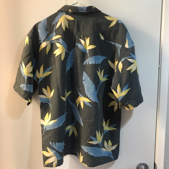 Sexy Hawaiian Aloha Shirt - Picture 8 of 8